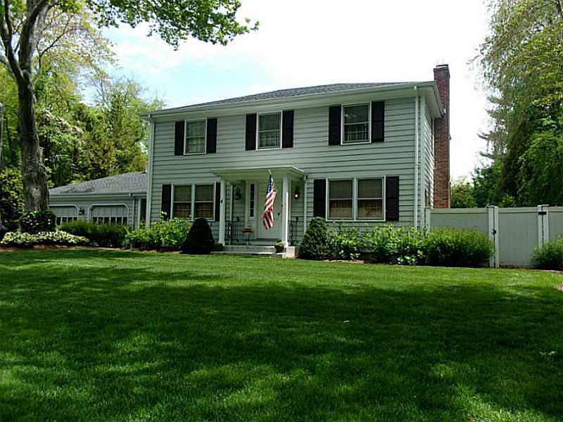 2nd image of 4 Wildflower Rd