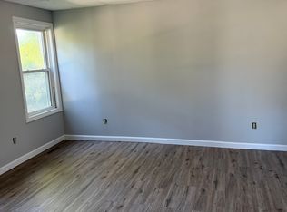125 S Main St APT B, Coventry, RI 02816