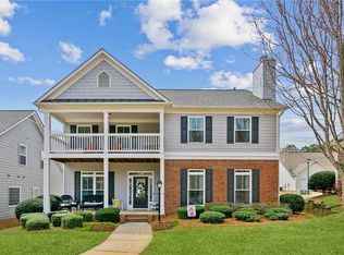 489 Greenpark Dr, Suwanee, GA 30024