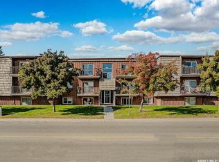20 Assiniboine Dr #11, Saskatoon, SK S7K1H2