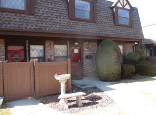 49 Summerfield Ct, Deer Park, NY 11729