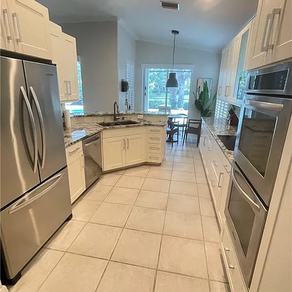 12832 Brynwood Way — Photo 3