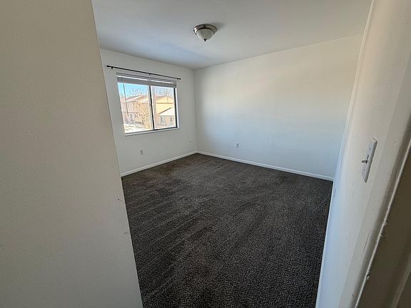 3rd image of 2486 Rainbow Dr