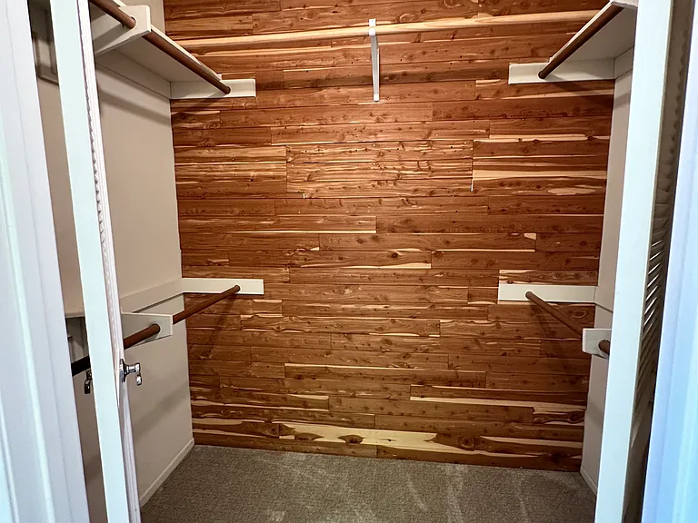 402 Country Club Dr #B — Photo 10