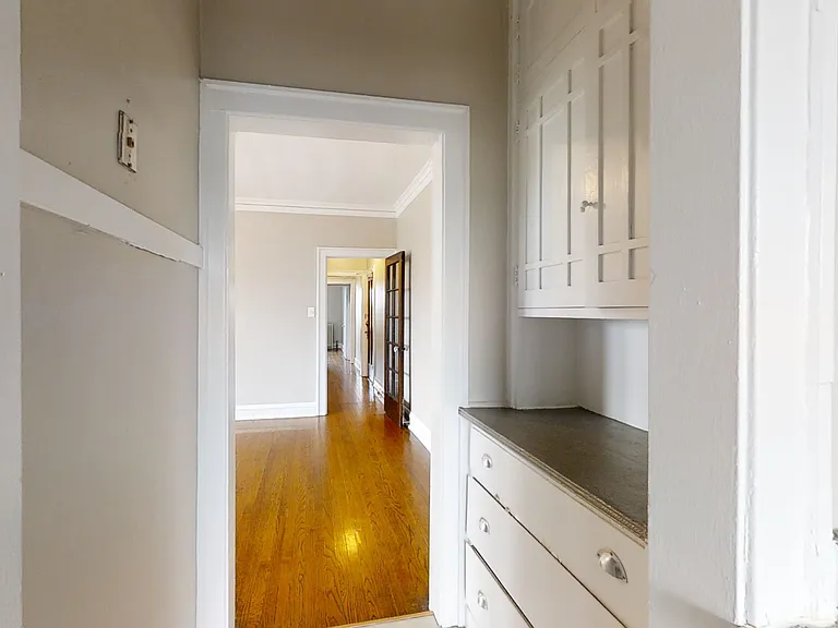232 Elmwood Ave #2N — Photo 5