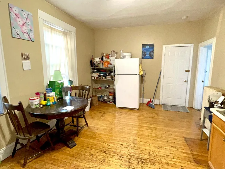 32 Reedsdale St #5 — Photo 1