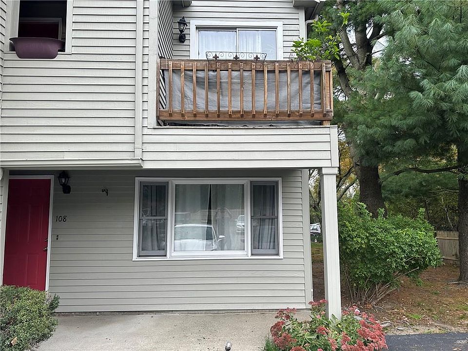 1st image of 10 East St APT 108