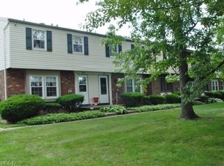 1799 Higby Dr #A, Stow, OH 44224