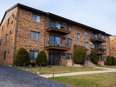 11818 S Komensky Ave APT 101, Alsip, IL, 60803