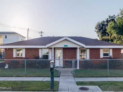 135 Pine Grove Ave, Biloxi, MS, 39531