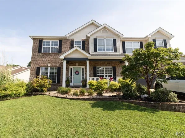 5176 Romaine Spring Dr, Fenton, MO 63026