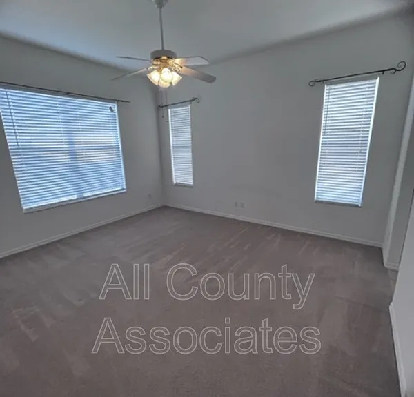 12147 Putter Green Ct — Photo 8