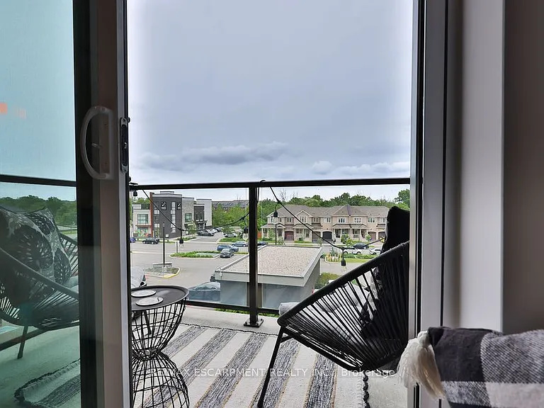 470 Dundas St E #314 — Photo 25