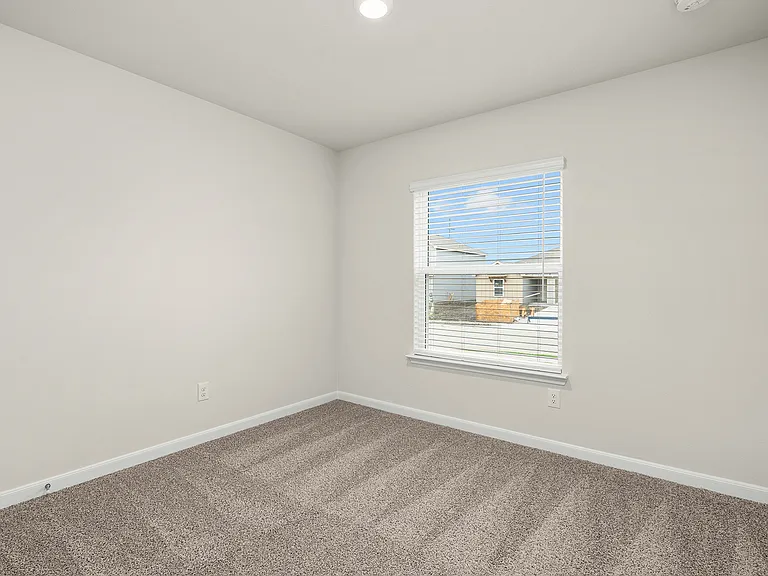 Delano Estates — Photo 26