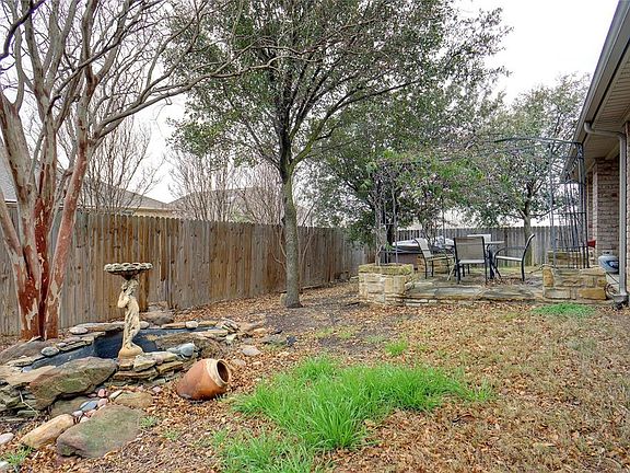 3rd image of 4848 Jodi Dr