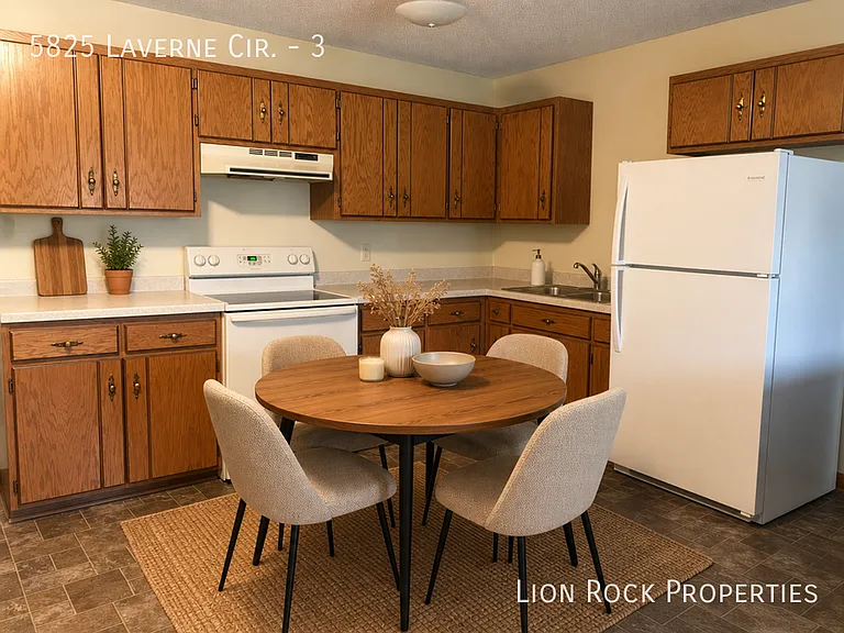 5825 Laverne Cir #3 — Photo 2