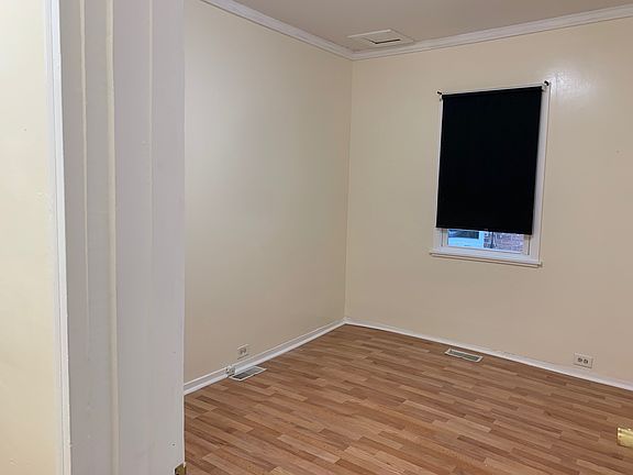 5th image of 130 Carlisle St #1