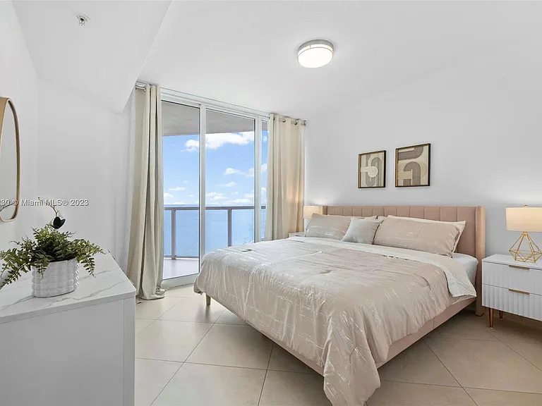 16699 Collins Ave #1710 — Photo 8