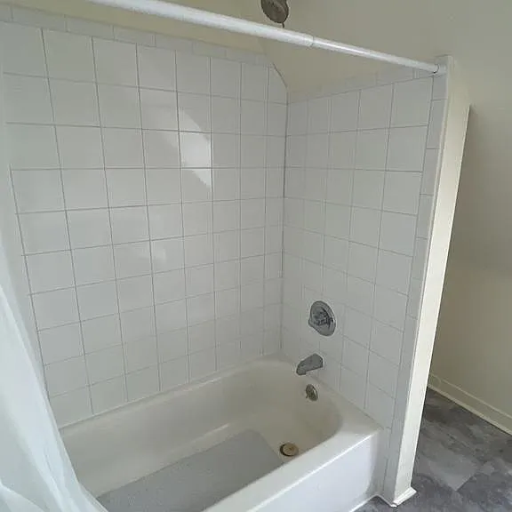 6036 Edmondson Ave — Photo 10