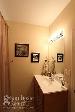 202 N 37th Ave #4 — Photo 8