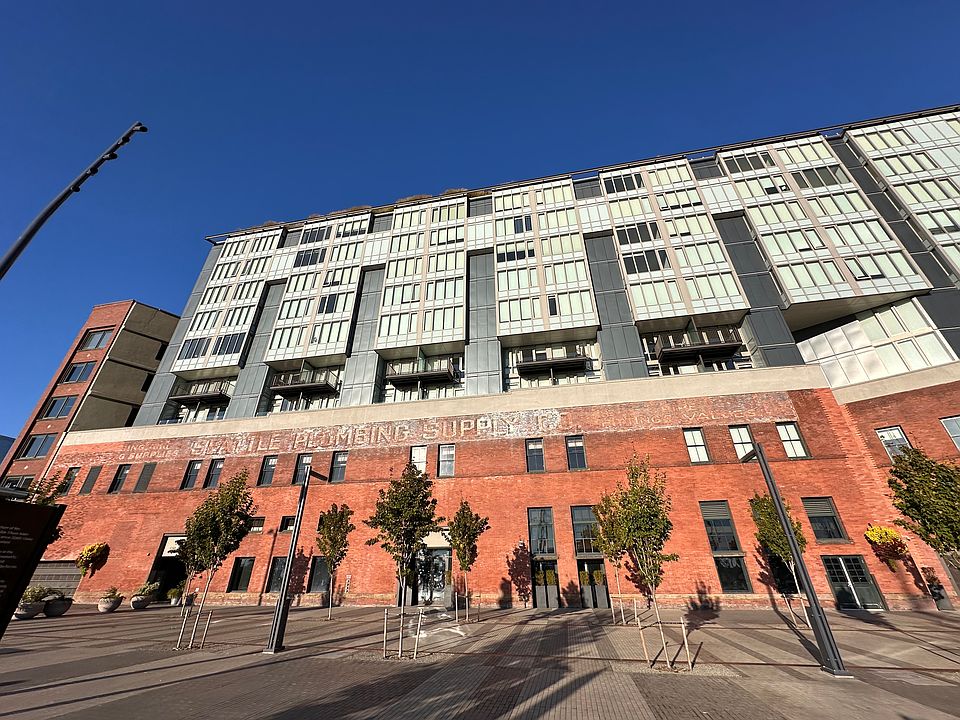 1st image of 590 1st Ave S #506