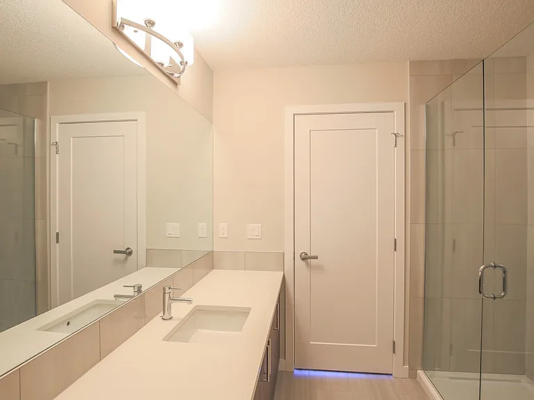 8531 8a Ave SW #410 — Photo 9