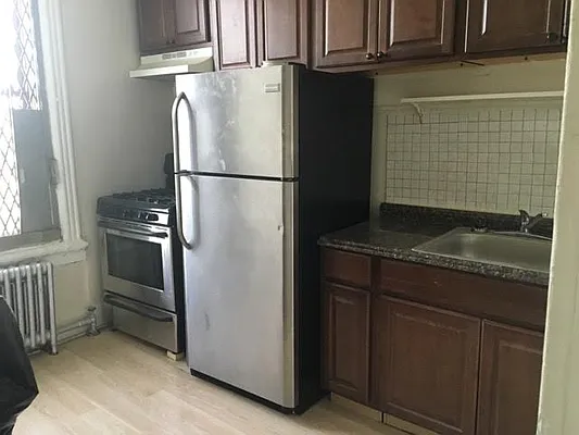 Rented by Heights Realty Advisors | media 12