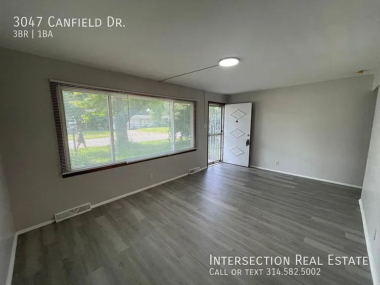 3047 Canfield Dr — Photo 4