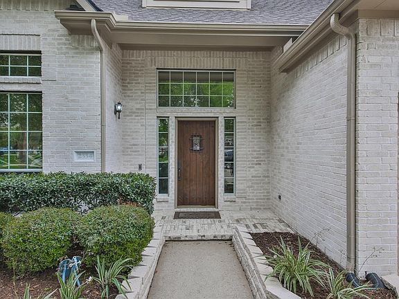 4th image of 2334 Seamist Cir