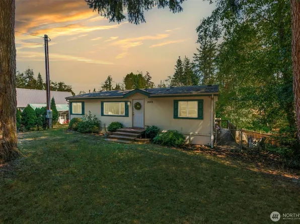 1603 Lake Drive, Camano Island, WA 98282