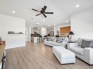 1612 Elle Ln, Aubrey, TX 76227