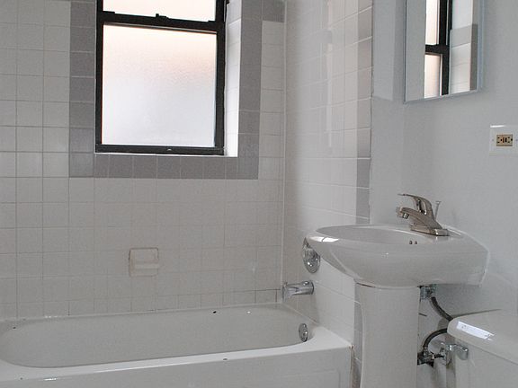 5th image of 5423 W Washington Blvd APT 308