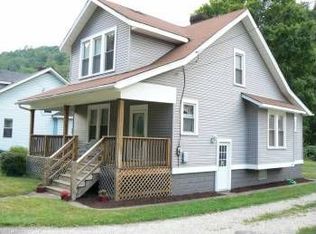6871 National Rd, Triadelphia, WV 26059