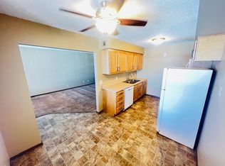 1815 Knox St #15, Lincoln, NE 68521