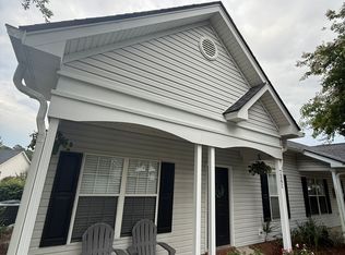 7361 Suncatcher Dr, Hanahan, SC 29410