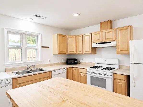 917 West St, Charlottesville, VA 22903