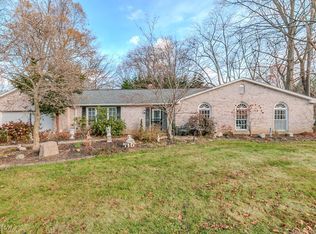 1799 Meadows Rd, Madison, OH 44057