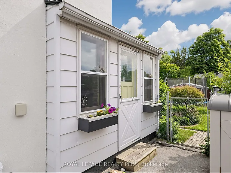 2359 Brookhurst Rd — Photo 30