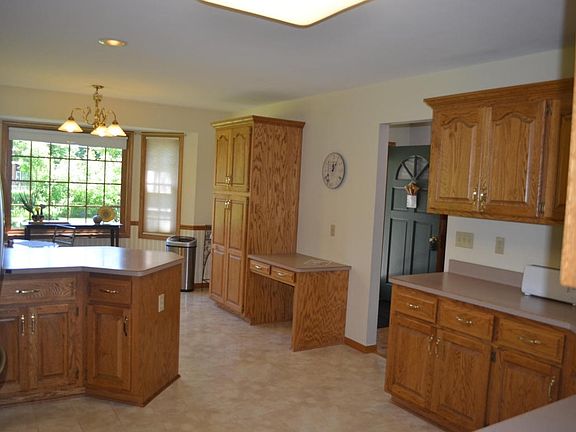 5th image of 2141 County Road I