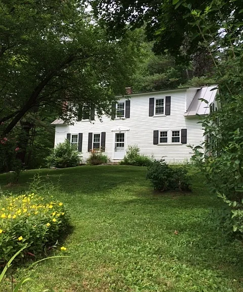 16 Etna Rd — Photo 10