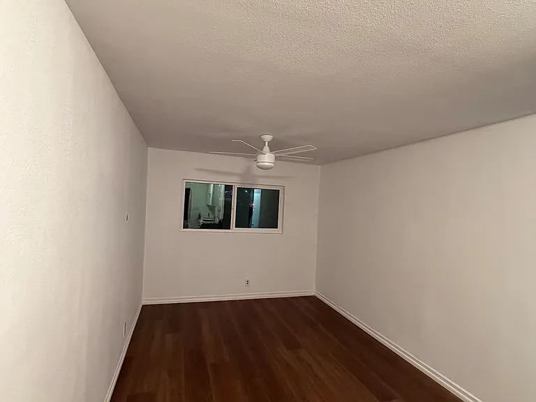 4741 1/2 Klamath Pl — Photo 6