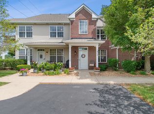 1972 Parkside Dr #1972, Shorewood, IL 60404
