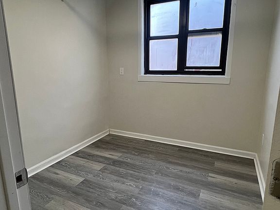 4th image of 111 Washington St #1C