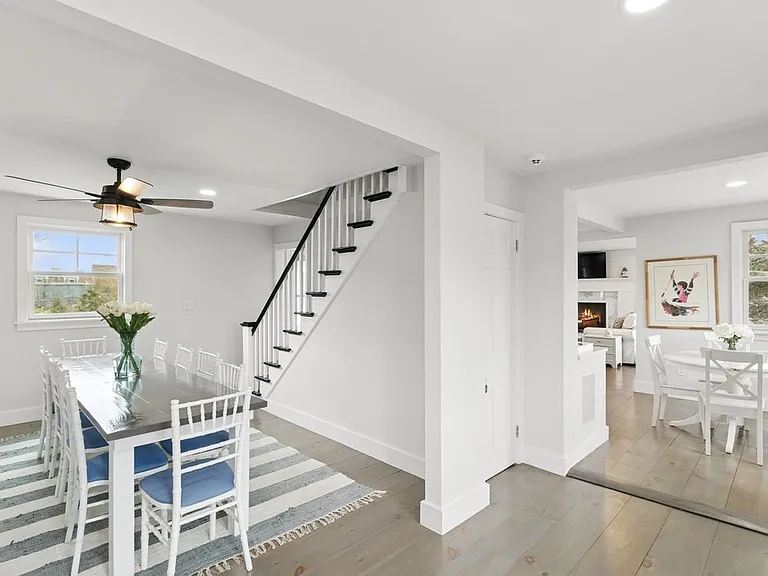87 Foster Ave — Photo 6