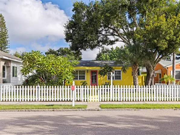 5037 28th Ave S, Gulfport, FL 33707