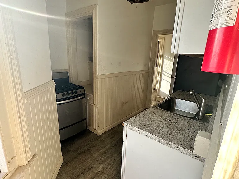 535 N Charlotte St #2 — Photo 5