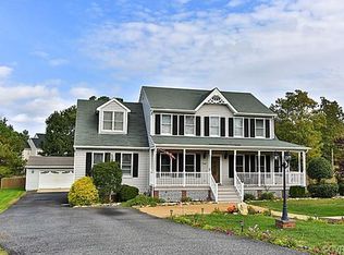7331 Whirlaway Dr, Midlothian, VA 23112