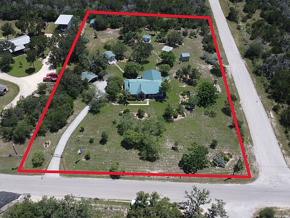 2nd image of 610 County Road 342