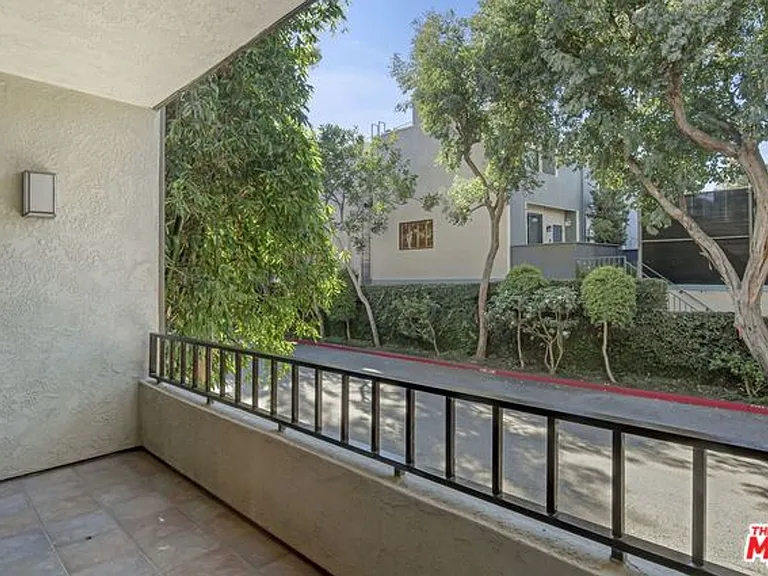 8675 Falmouth Ave #118 — Photo 9