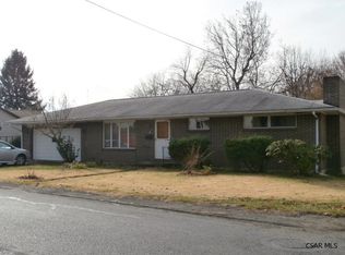 206 Jefferson Ave, Windber, PA 15963